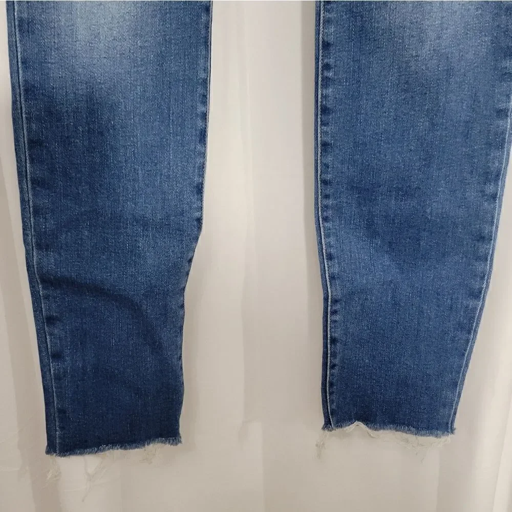 Joe's the charlie High Rise skinny jeans sz 27